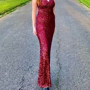 Burgundy/ red formal dress